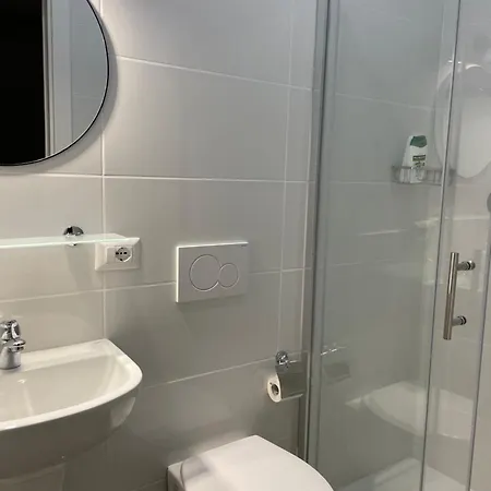 B8 Wang לינה וארוחת בוקר