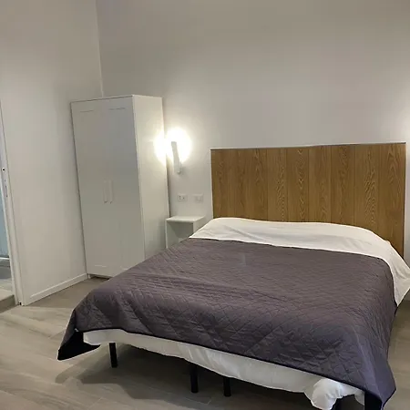 B8 Wang Bed & Breakfast *